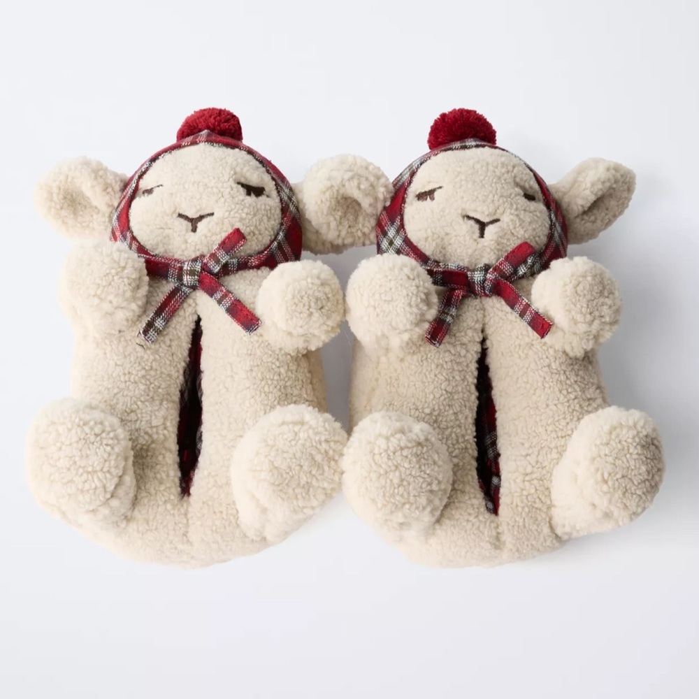 Zara Lamb Slippers 💌 Valentine